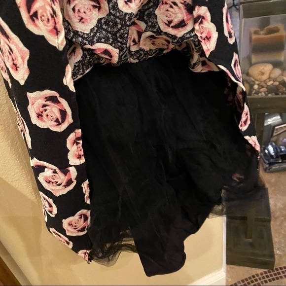 MISS BEHAVE Girls Floral Dress Size XLarge - Picture 5 of 9